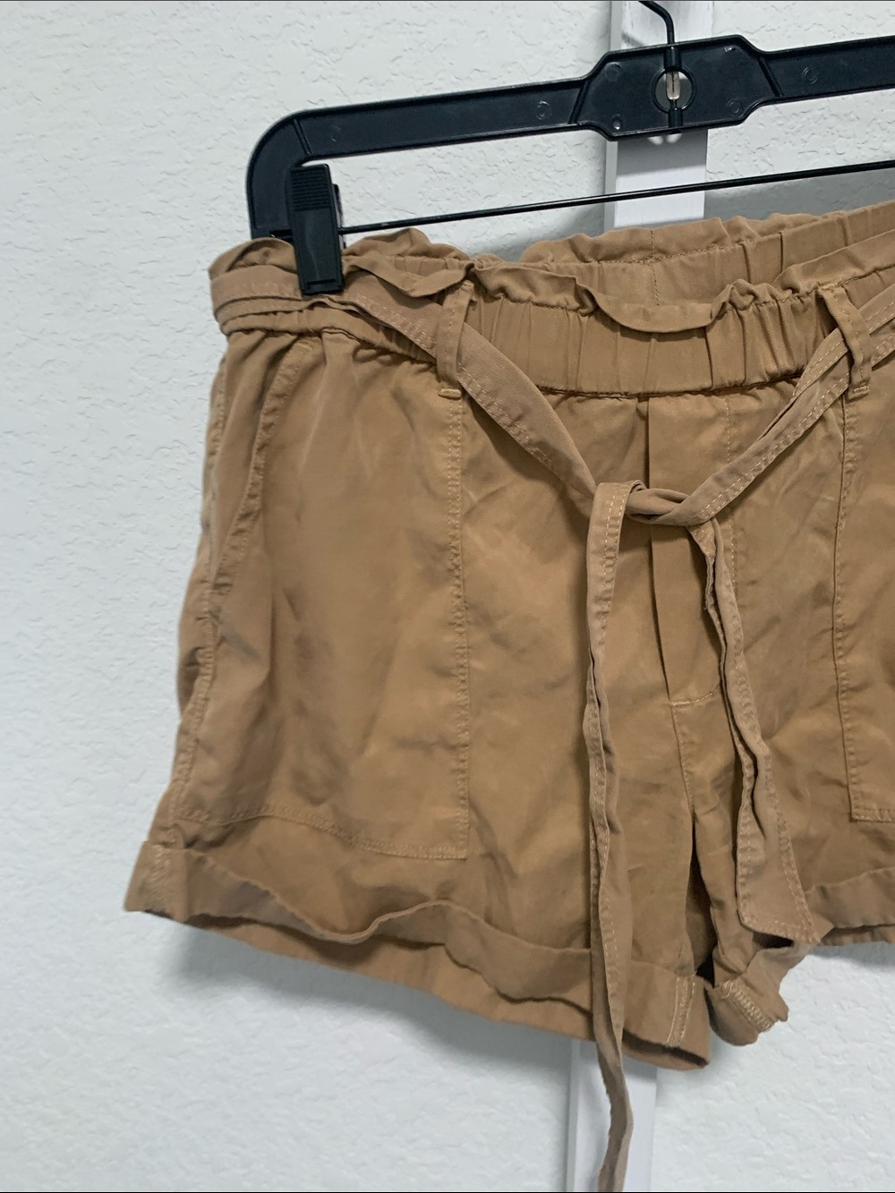 Aerie Tan Tie-Waist Lyocell High Waisted Cuffed Relaxed Shorts - Picture 3 of 10